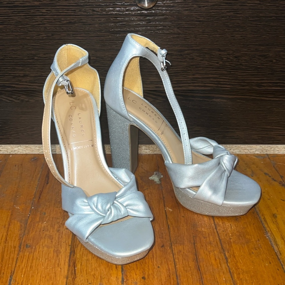 lauren conrad pumps